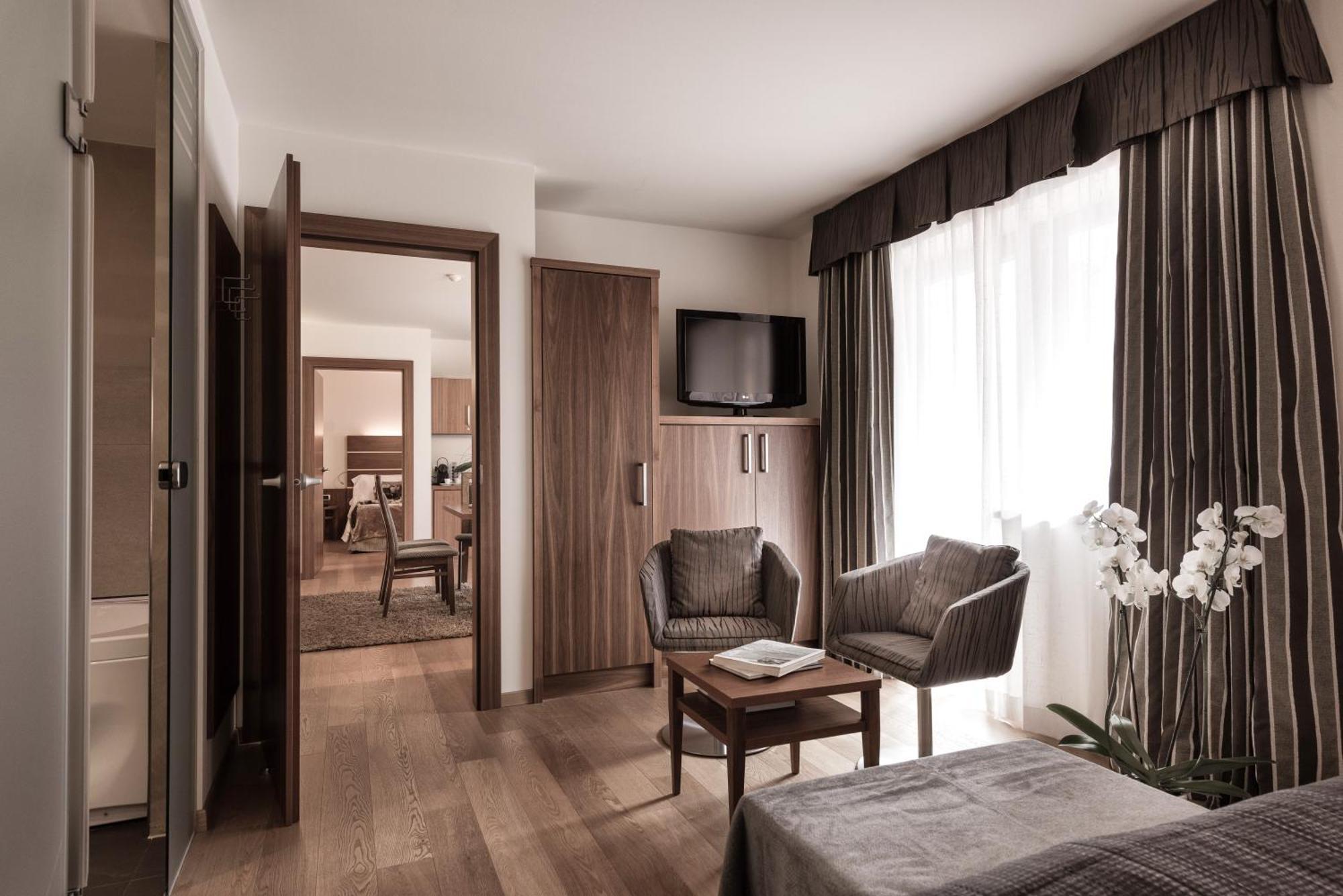 Solea Dolomiti Boutique Hotel Fai della Paganella Eksteriør bilde