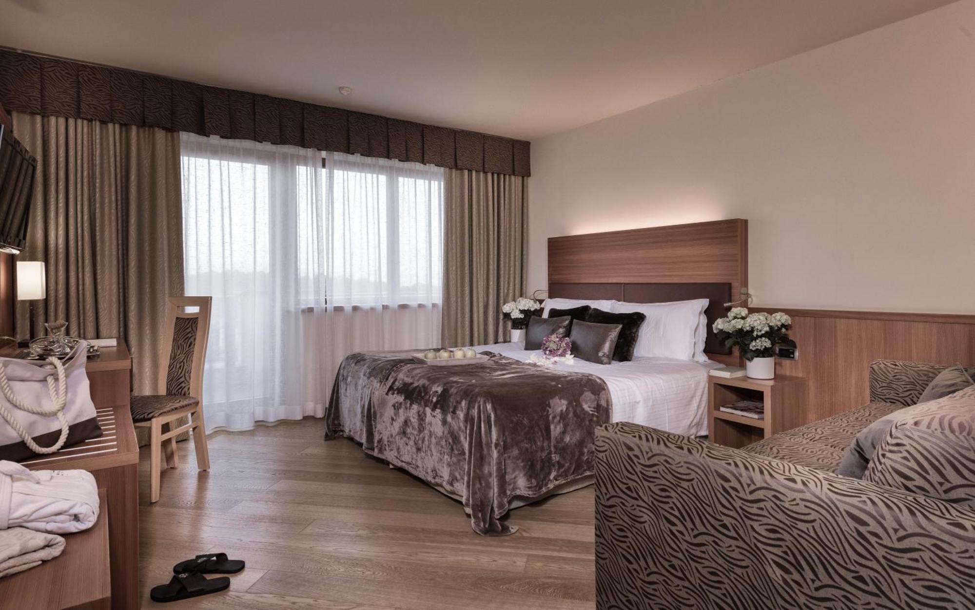 Solea Dolomiti Boutique Hotel Fai della Paganella Eksteriør bilde