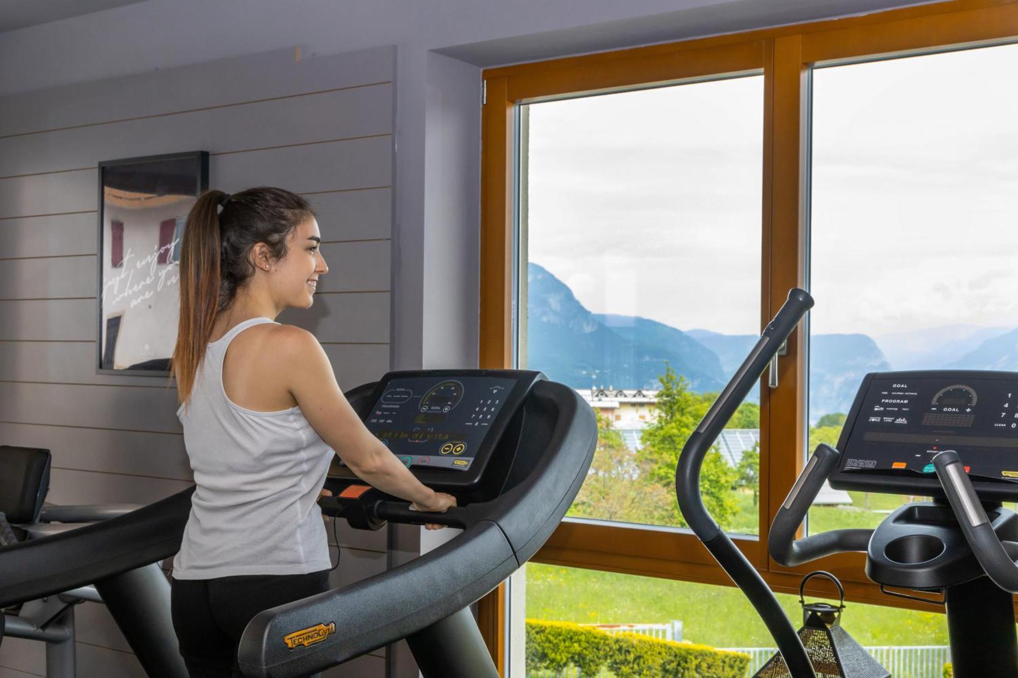 Solea Dolomiti Boutique Hotel Fai della Paganella Eksteriør bilde